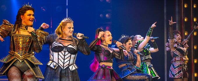 Photos: SIX THE MUSICAL Opens in Melbourne