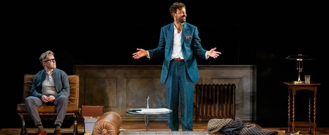 Review: DEAR ALIEN at Alley Theatre