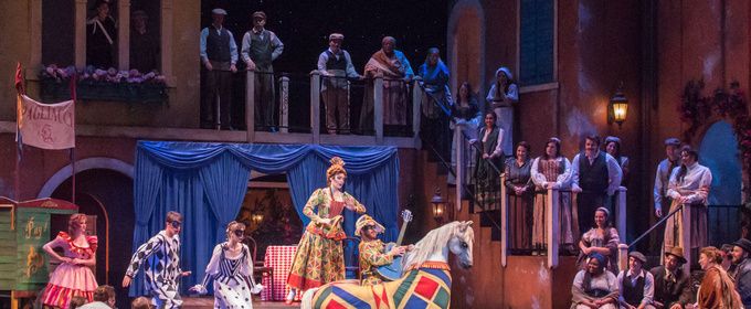 LITTLE SHOP OF HORRORS to Unveil 'Audrey II' Times Square Installation