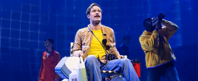 Video: 42 BALLOONS North American Premiere at Chicago Shakespeare Theater