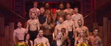 MAGIC MIKE LIVE Celebrates 2,000th Performance At Sahara Las Vegas