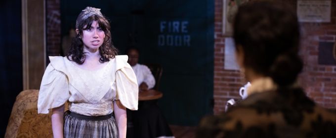 Photos: First Look At The Rhode Premiere of Lolita Chakrabarti's RED VELVET Photos