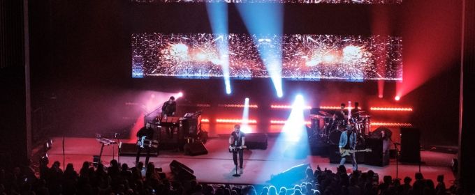 Photo Flash: Keith Urban, Amy Shark, and John Butler Perform at the Grand Openin Photos