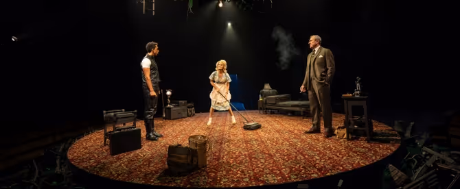 Review: ENTERTAINING MR SLOANE, Young Vic Theatre