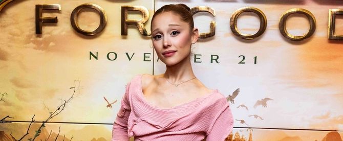 Ariana Grande Sets Release of Eighth Album 'Petal'