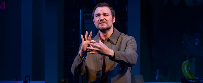 Photos & Video: Two River Theater And Deaf West Theatre's ELEPHANT SHOES Photo