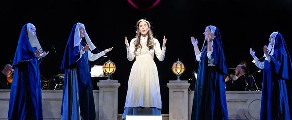 Review: ROSIE, Adelphi Theatre