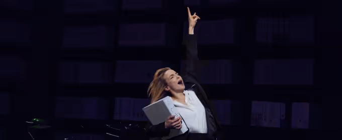 Photos: First Look at Jodie Comer in PRIMA FACIE on Broadway Photos
