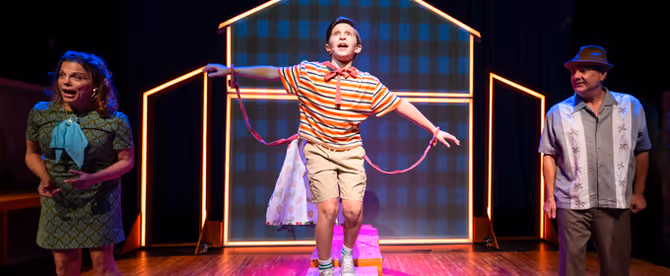 Photos: FIXING FRANKIE At Little Red Light Theatre