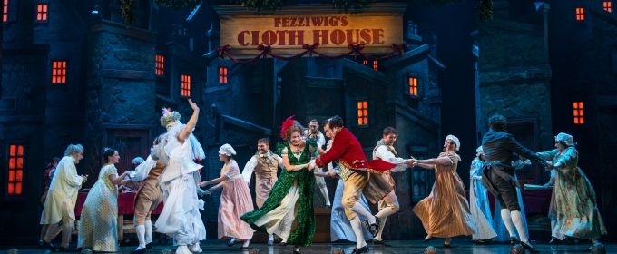 Photos: Milwaukee Rep Presents A CHRISTMAS CAROL Photos