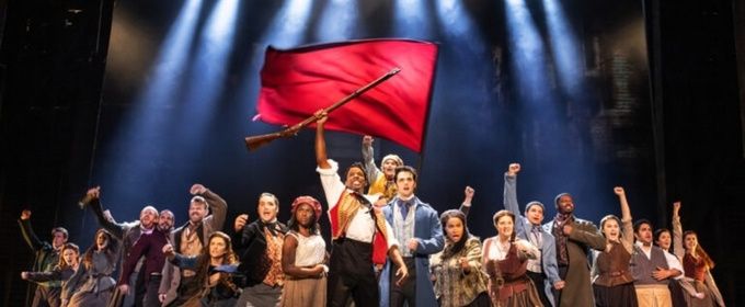 Cast Set For LES MISÉRABLES Final Return To Chicago Photo