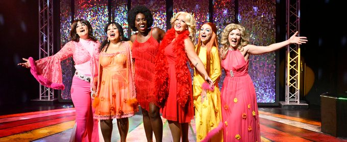 Review: NEVER CAN SAY GOODBYE: THE 70S BEEHIVE MUSICAL at Winter Park Playhouse