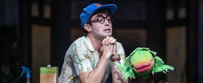 Review: LITTLE SHOP OF HORRORS at Great Lakes Theater Photos