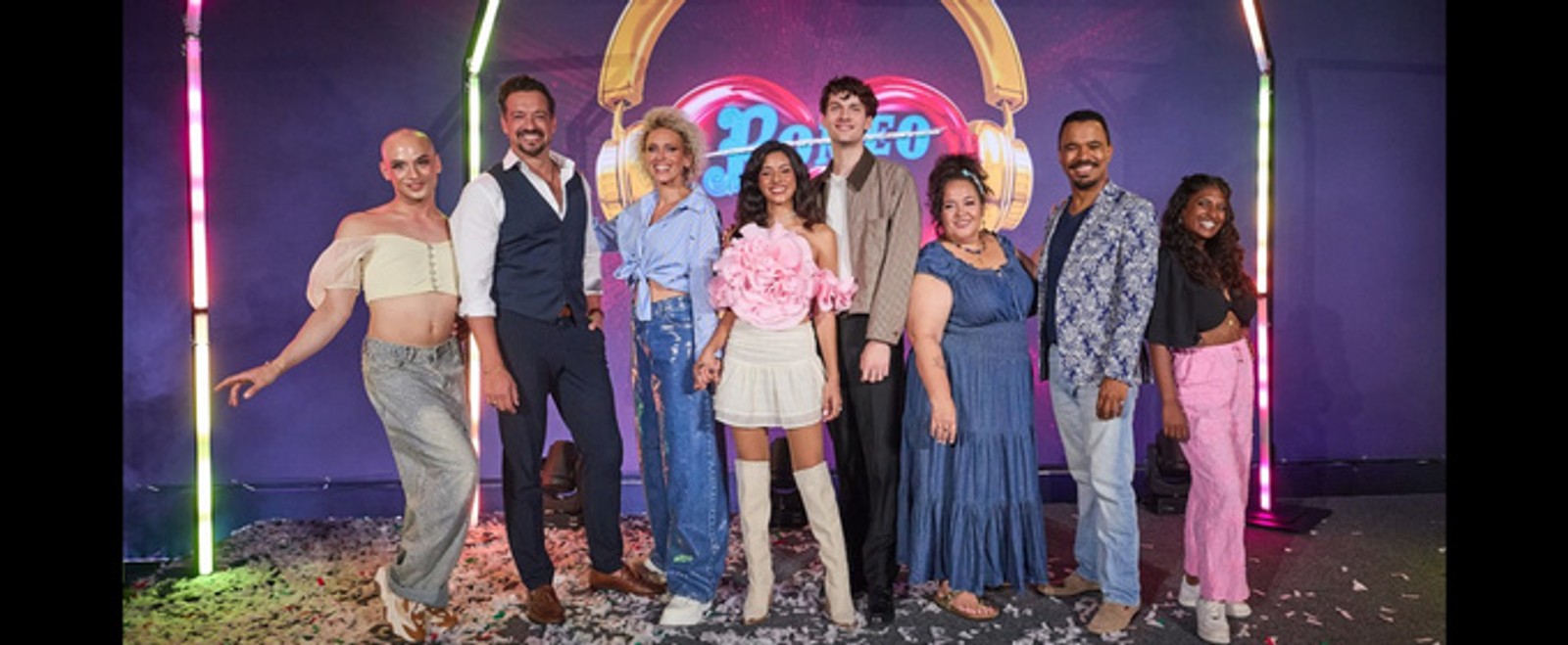 Video: Meet the Cast of & JULIA in Stuttgart