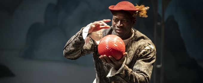 Photos: First Look at THE NOTEBOOKS OF LEONARDO DA VINCI at Goodman Theatre Photos
