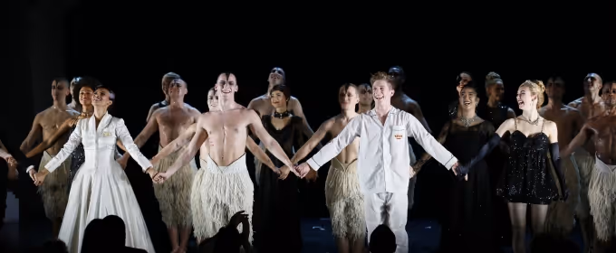 Photo Flash: Matthew Bourne's SWAN LAKE at Center Theatre Group/Ahmanson Theatre Photos