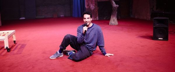 ABRAÇA’M FINS QUE M’ADORMI se estrena en la cartelera de la Sala Beckett