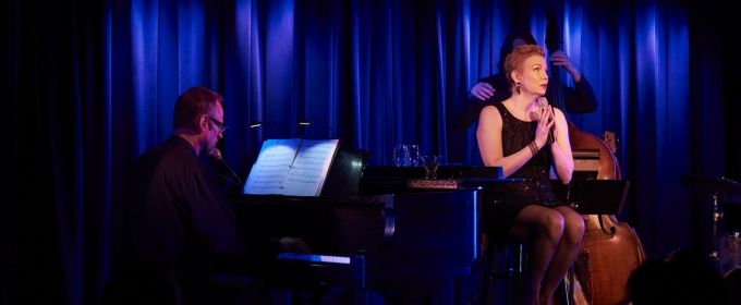 Photo Flash: Jennifer Barnhart At The Laurie Beechman Photos
