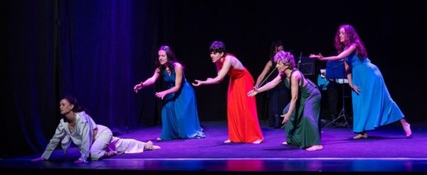 20 POEMAS DE AMOR Y UNA CANCIÓN DESESPERADA regresa al Teatro Lara de Madrid