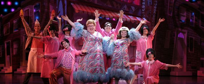 Cast Set for HAIRSPRAY at San Francisco Playhouse
