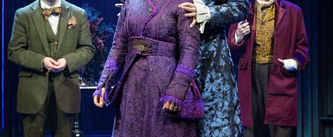 Review: DRACULA: A COMEDY OF TERRORS at Arizona Theatre Company