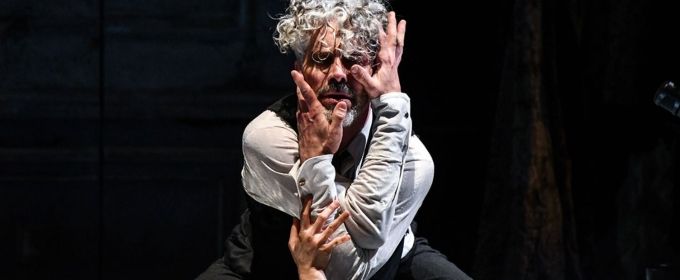 BWW REVIEW: Guest Reviewer Kym Vaitiekus Shares His Thoughts On ROOM Photos