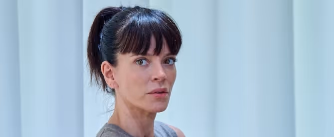 Review: HEDDA, Starring Lily Allen