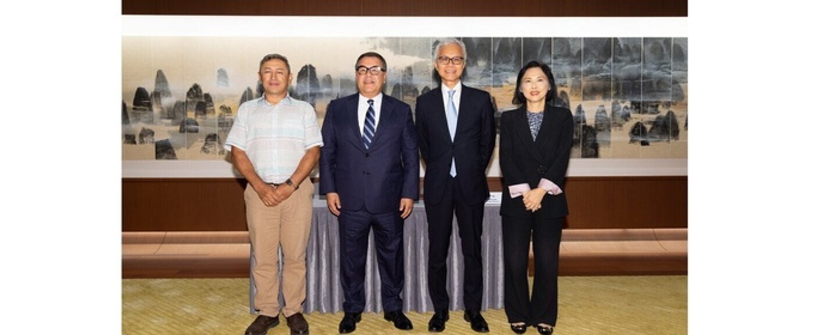 Hong Kong Palace Museum Signs Memorandum of Understanding with Islamic Civilization Center