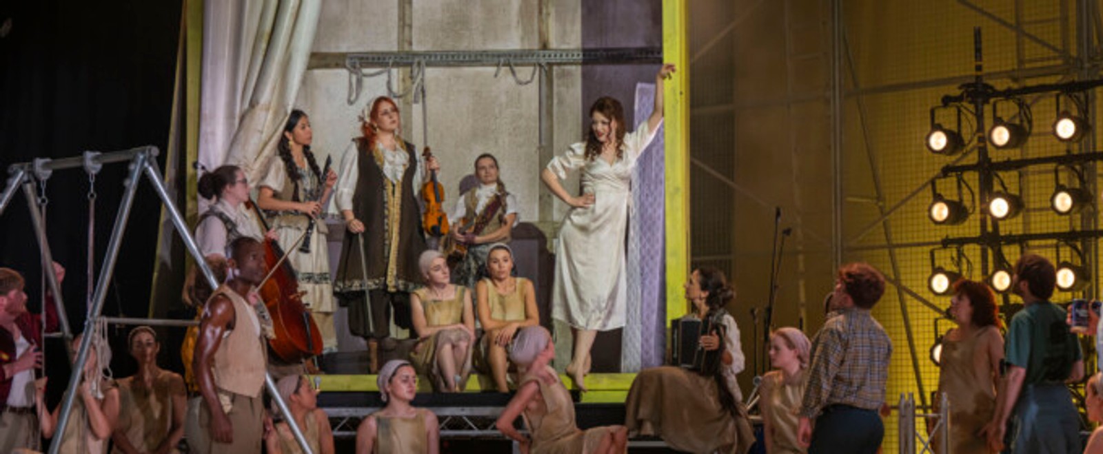 Review: CARMEN, Grand Opera House