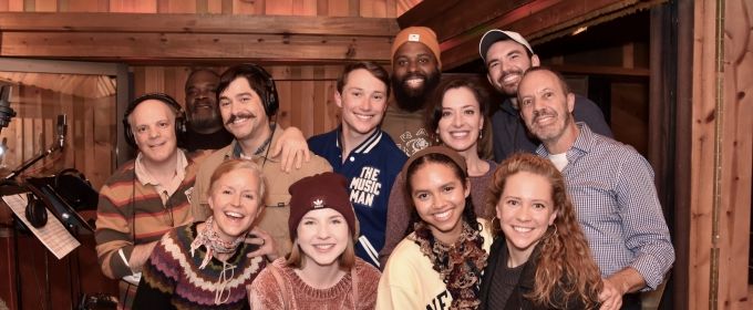 Photo Exclusive: The Cast of THE MUSIC MAN Sings 'Carols For A Cure' Photos