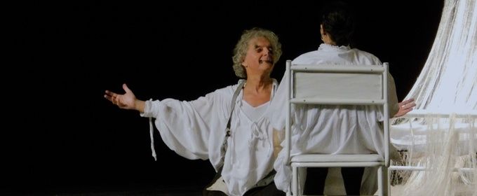 Crítica: ÍCARO at Teatro De La Ciudad Esperanza Iris