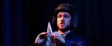 DEVON LOVES ME! Will Return to Edinburgh Fringe With TIME TRAVEL POSTMAN