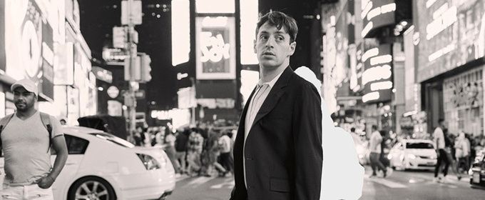 ALEX EDELMAN: WHAT ARE YOU GOING TO DO is Coming to Steppenwolf
