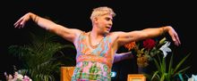 First Look At Luíz Soria In NI MI MADRE At Edinburgh Fringe