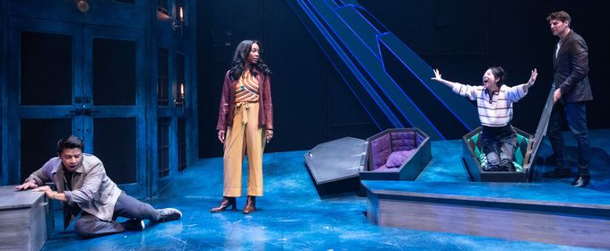 Review: UNTITLED VAMPIRE PLAY at Lookingglass Theatre Company