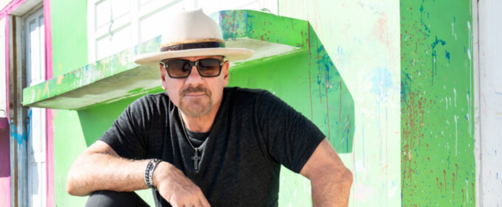 Phil Vassar Brings 25 Years of Paradise Tour to Raue Center
