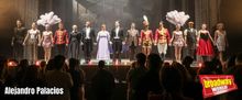 Saludos finales de la noche de Estreno VIP de HOUDINI, UN MUSICAL MÁGICO en el Ca