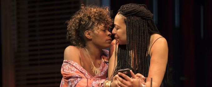 Photo Flash: First Look at Goodman Theatre's Production of HOW TO CATCH CREATION Photos
