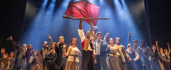 Review: LES MISÉRABLES Captivates Edmonton at The Northern Alberta Jubilee Auditorium