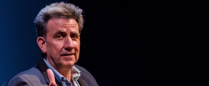 BWW Review: HOUSE Walks Through the Pain of One Man's Experience Photos