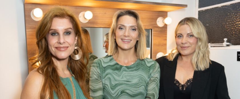 Photos: WICKED Celebrates 20th Anniversary in London With 'Pink' and 'Green' Performances Photo