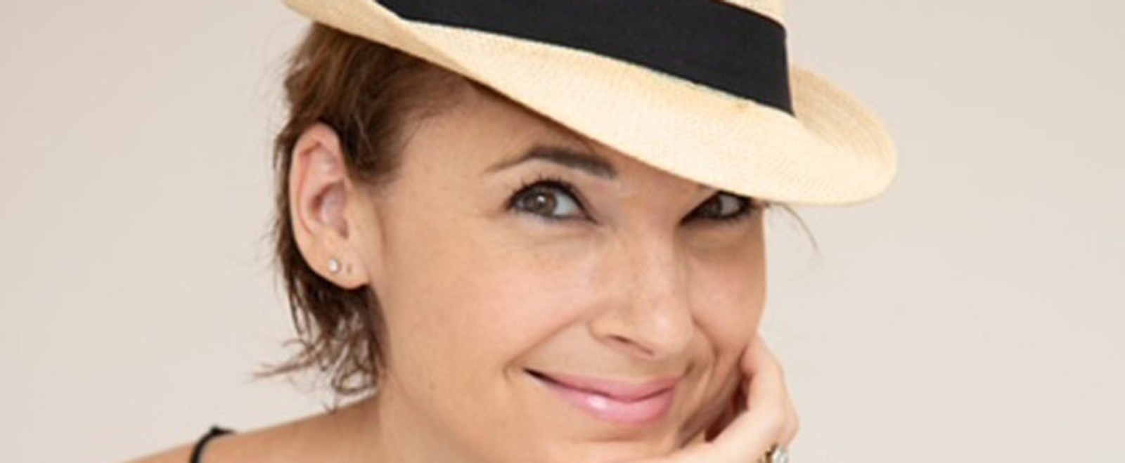 Chryssie Whitehead to Headline Mental Health Awareness Day Cabaret at The Green Room 42
