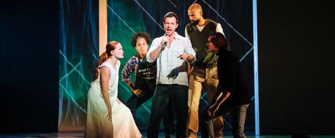 Photos: First Look at David Farr's A DEAD BODY IN TAOS UK Tour Photos