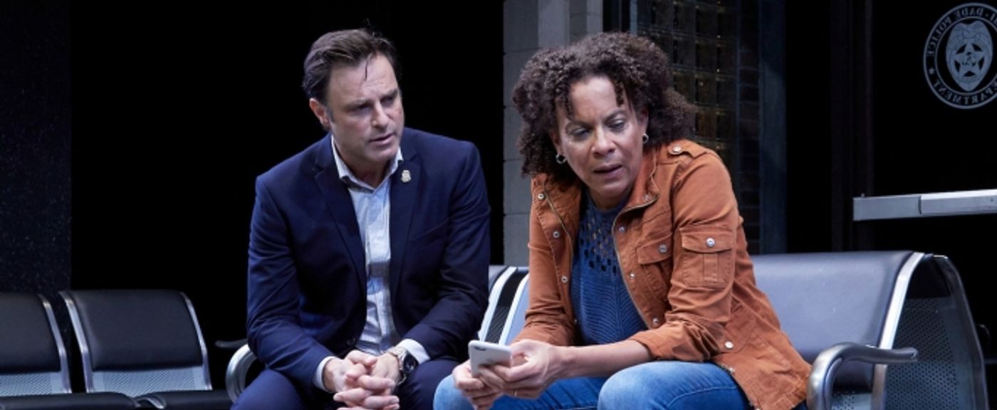 Global Roundup 11/1 - DEAR EVAN HANSEN in the UK, MRS. DOUBTFIRE in Seattle and More!  Image