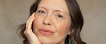HANDBAGGED Cast Set at Stephen Joseph Theatre