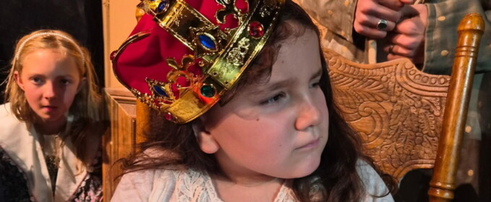 THE EMPEROR'S NEW CLOTHES to Open at Umbrella Children's Theatre
