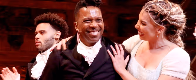 Photos: Leslie Odom Jr. Returns to HAMILTON on Broadway