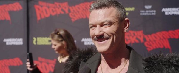 Video: THE ROCKY HORROR SHOW Cast Thrills, Chills, and Fulfills on Opening Night