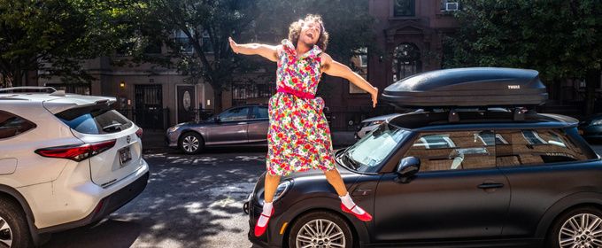 Noah Seltzer Will Bring Solo Clown Show HERE COMES ALMOST To Edinburgh Fringe