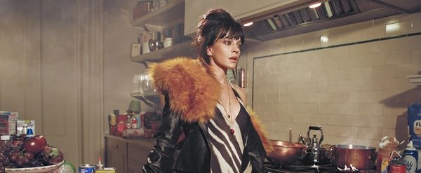 Review Roundup: Lily Allen Brings WEST END GIRL Tour to North America